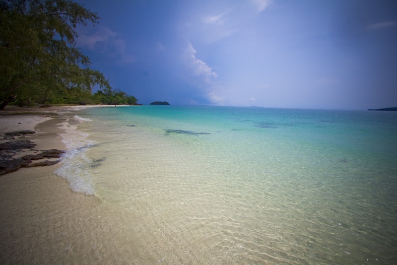 www.backpackerinsight.com_koh_rong_monkey_beach1.jpg