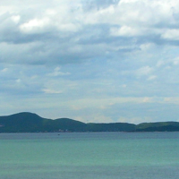 Koh Lan/Larn (Coral Island), Chonburi, Thailand http://upload.wikimedia.org/wikipedia/commons/b/b1/Ko_Lan74.png
